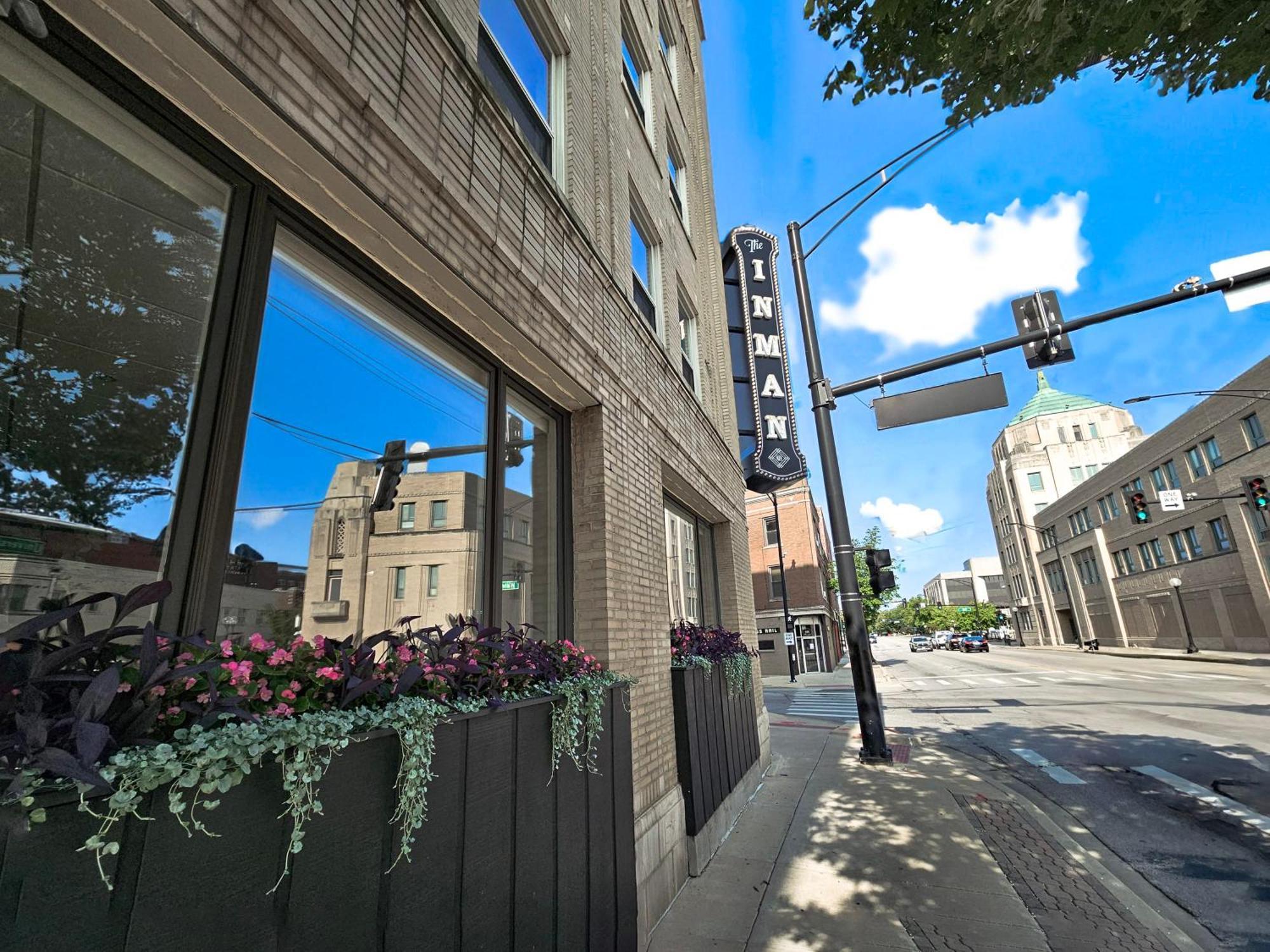 Cozy King Bed Stay At The Historic Inman - 201 Champaign Exterior photo